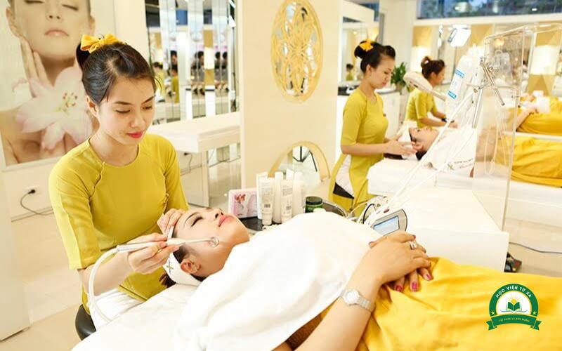 Cao đẳng Chăm sóc sắc đẹp