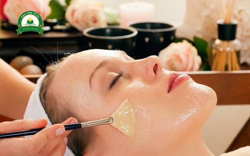 Chương trình học Cao đẳng Chăm sóc sắc đẹp có gì?