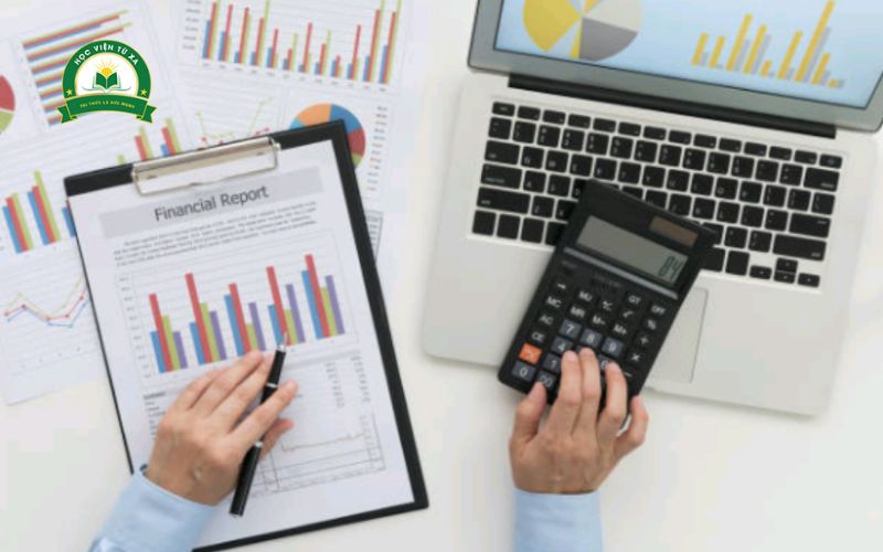 Có nên học Trung cấp Kế toán?