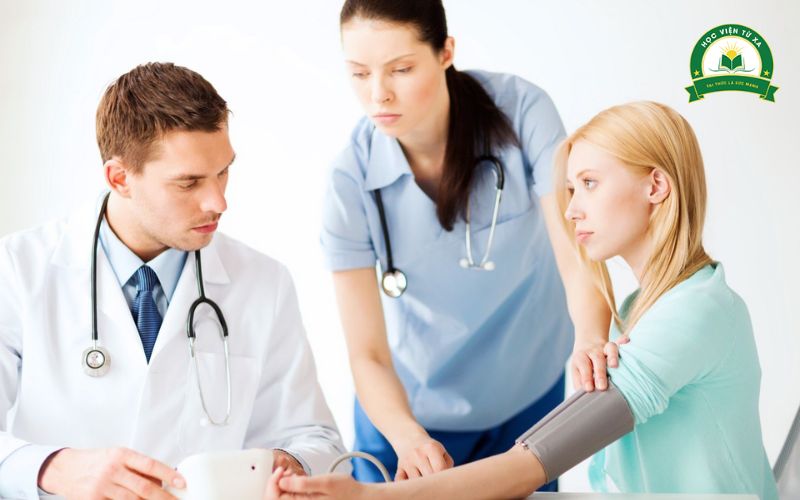 Ngành Cao đẳng Y sĩ đa khoa có thực sự khó?