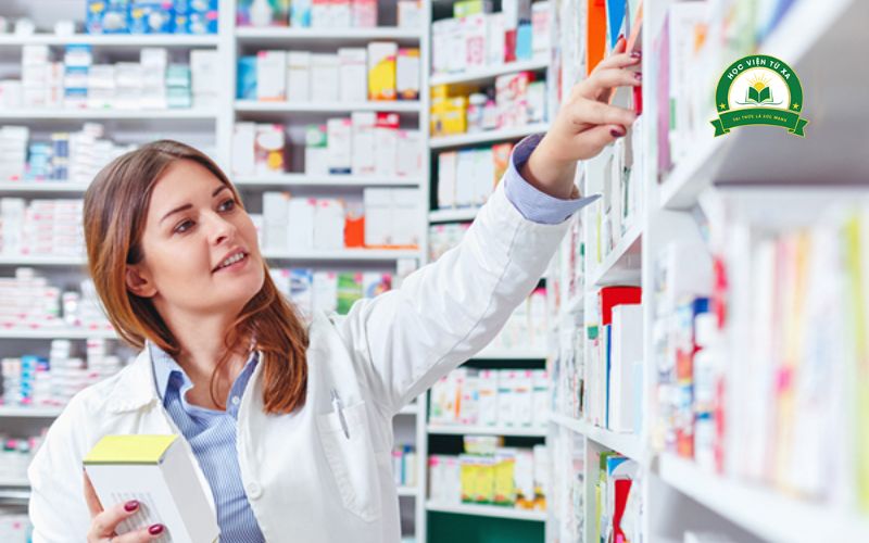 Trung cấp Dược có được mở quầy thuốc không?