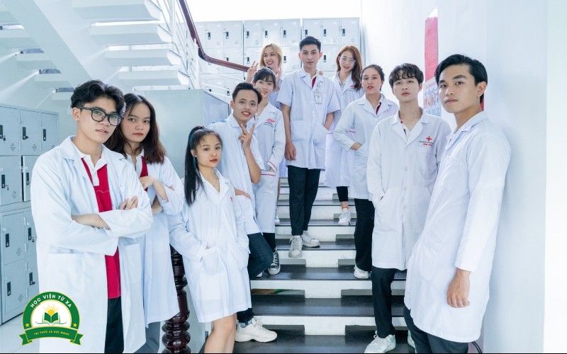 Trung cấp Y sĩ có được mở phòng khám không?
