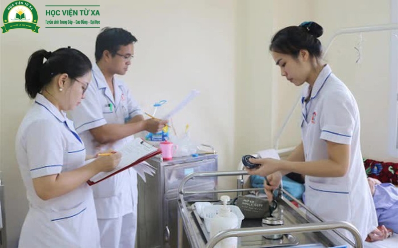 Cơ hội nghề nghiệp sau khi tốt nghiệp Trung cấp Điều dưỡng Vừa học vừa làm