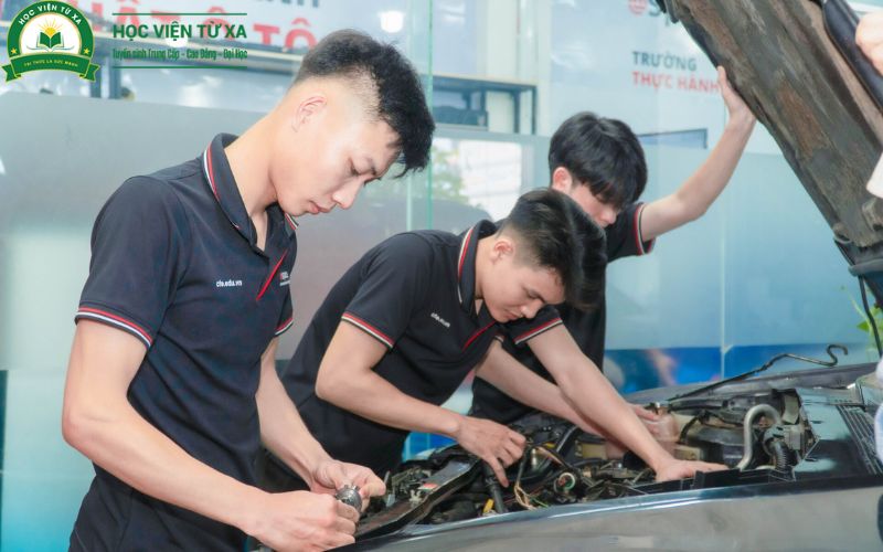 Cơ hội nghề nghiệp Trung cấp Công nghệ ô tô