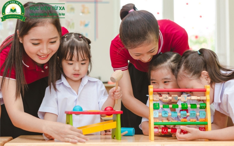 Khái niệm Cao đẳng Sư phạm Mầm non Vừa học vừa làm