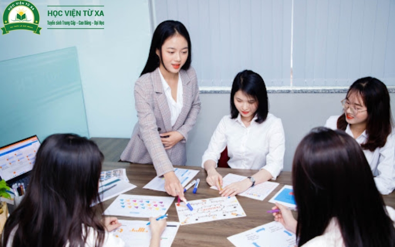 Tốt nghiệp Trung cấp Quản trị Doanh nghiệp ra trường làm gì?