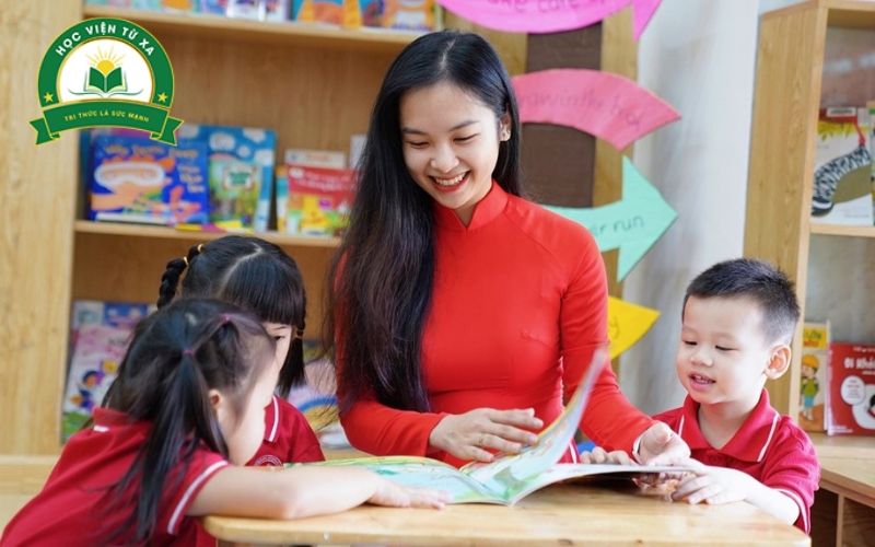 Cao đẳng sư phạm mầm non là gì?