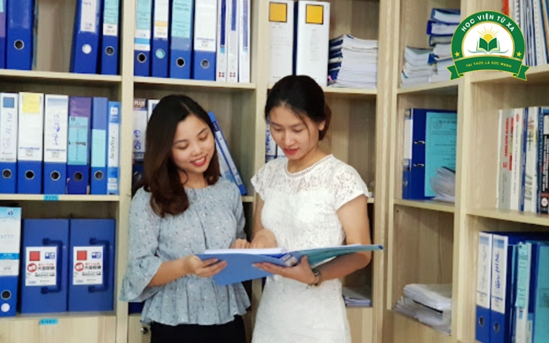 Cao đẳng Văn thư hành chính chính quy là gì?