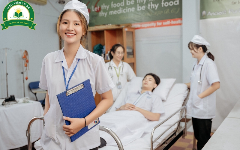Cơ hội việc làm sau khi hoàn thành chương trình Trung cấp nghề Y sĩ đa khoa