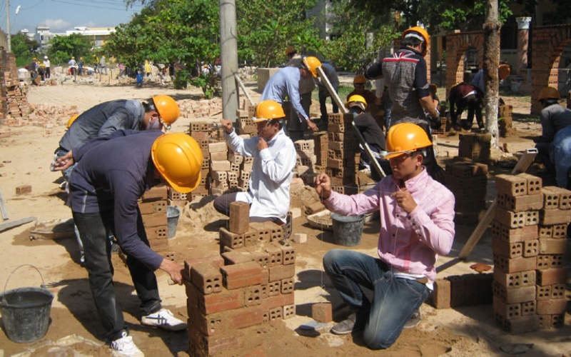 Chương trình Cao đẳng Xây dựng cấp tốc tại trường Cao Đẳng Y Dược Từ Xa
