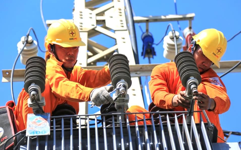 Cao đẳng Điện công nghiệp chính quy là gì?