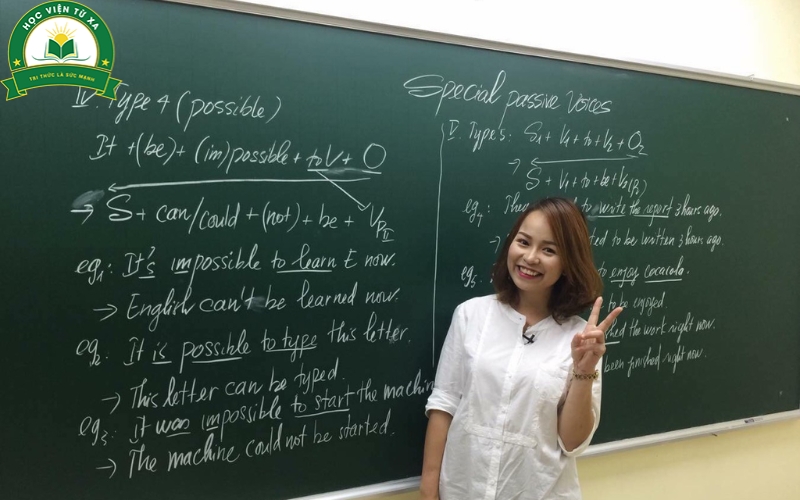 Cao đẳng Tiếng Anh vừa học vừa làm là gì?