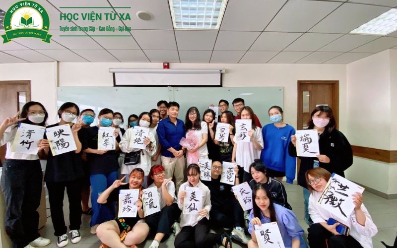 Cao đẳng Tiếng Trung trực tuyến là gì?