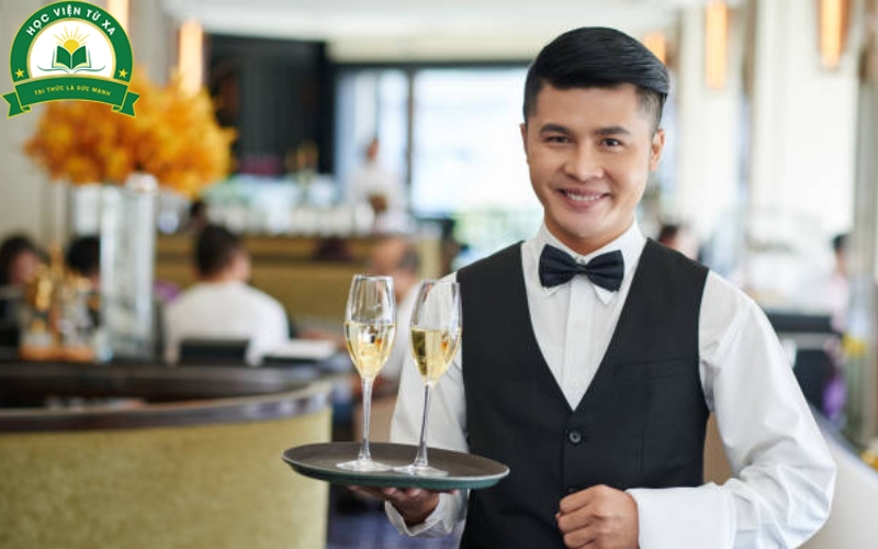 Chương trình học Cao đẳng Quản trị nhà hàng tại Trường Cao đẳng Y Dược Từ Xa