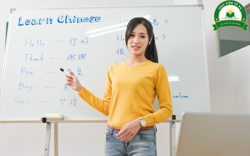 Học Cao đẳng Tiếng Trung trực tuyến có khó không?