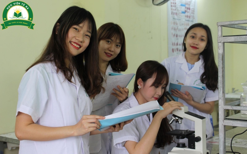 Chương trình đào tạo học Trung cấp Dược từ xa tại Trường Cao đẳng Y Dược Từ Xa
