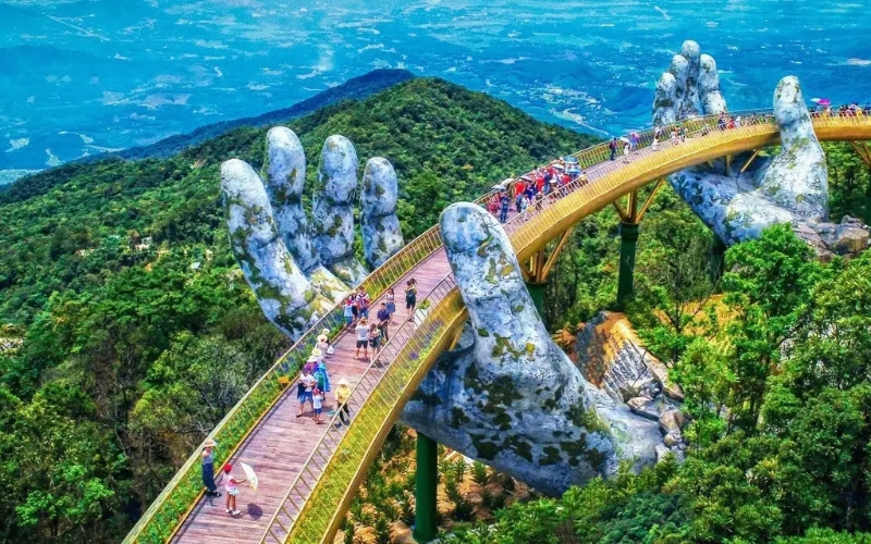 Cơ hội nghề nghiệp hấp dẫn của Cao đẳng Hướng dẫn du lịch