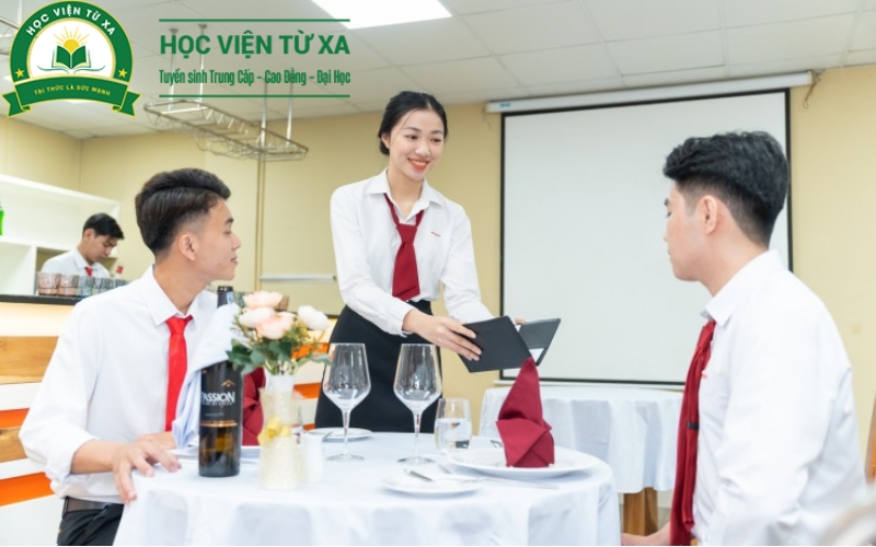 Cơ hội việc làm sau khi hoàn thành chương trình Cao đẳng Quản trị nhà hàng