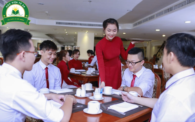 Cơ hội việc làm sau khi hoàn thành chương trình Trung cấp Nghiệp vụ nhà hàng