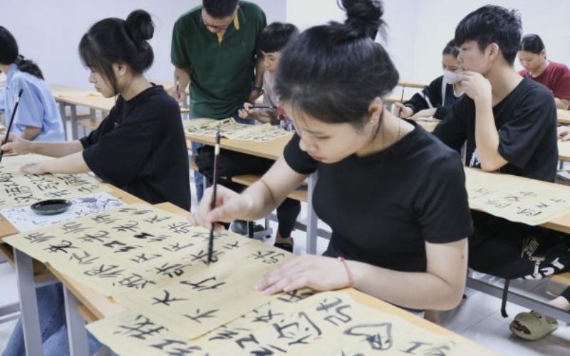 Trung cấp nghề Tiếng Trung là gì?
