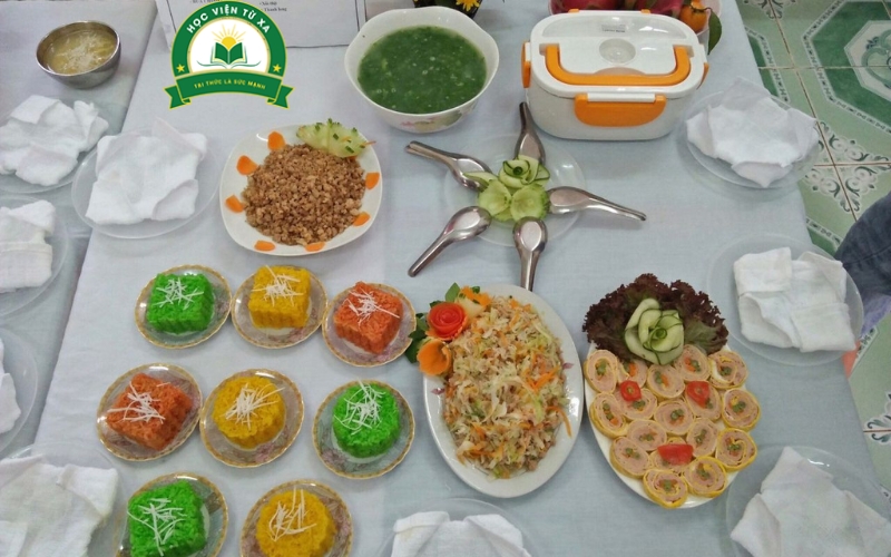 Chương trình học Trung cấp Chế biến món ăn tại Trường Cao đẳng Y Dược Từ Xa