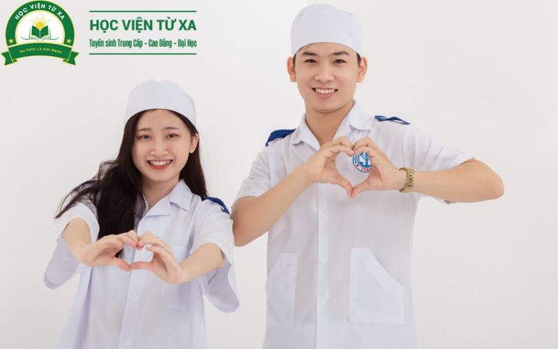 Chương trình học Trung cấp Y học cổ truyền tại Trường Cao đẳng Y Dược Từ Xa