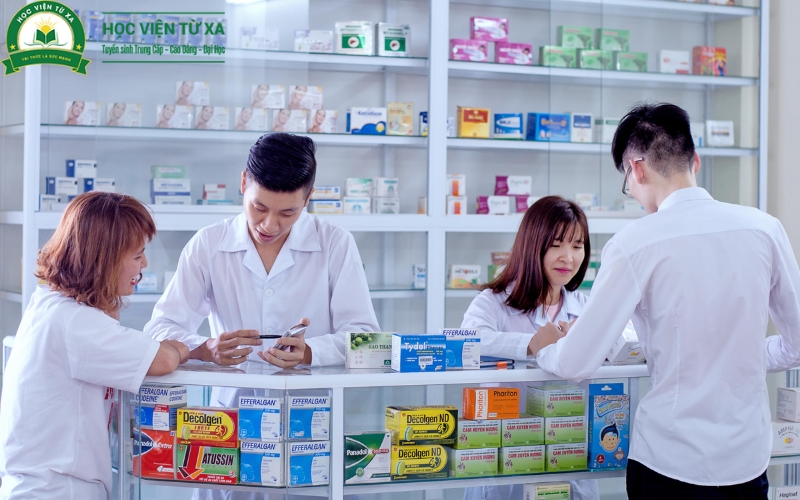 Học Trung cấp Điều dưỡng xong ra làm gì?