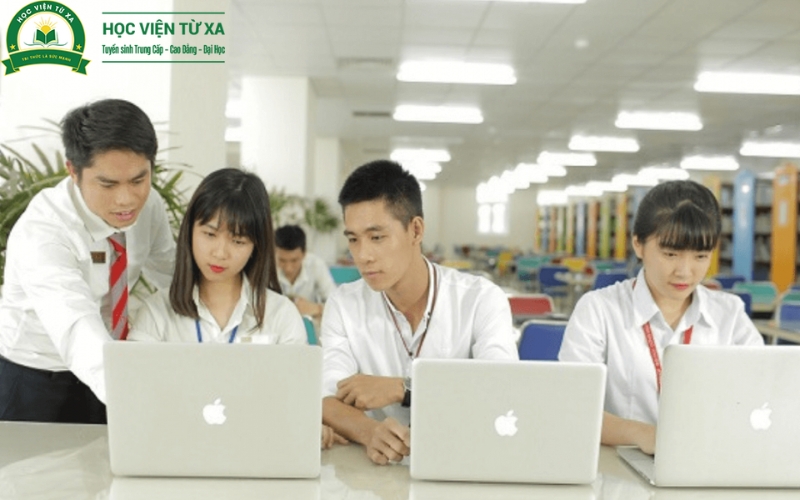 Lợi ích khi học Trung cấp Công nghệ Thông tin Cấp tốc?