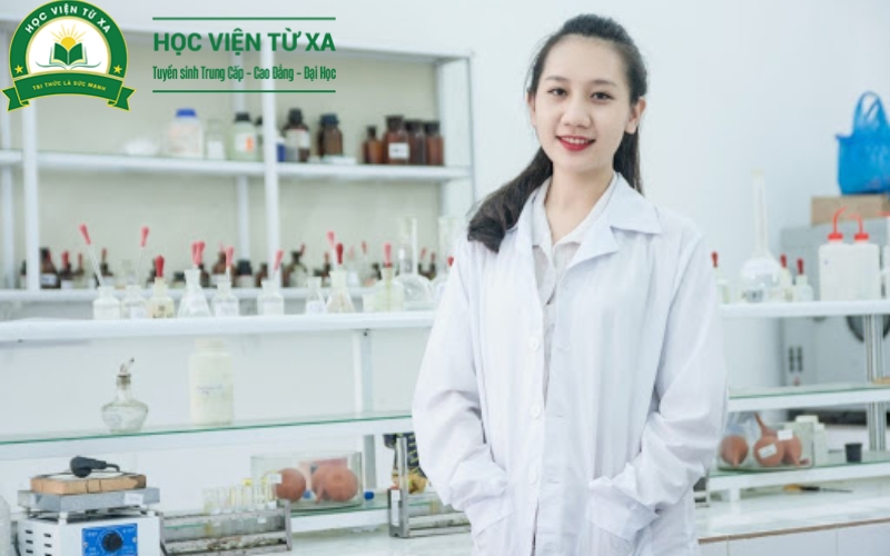 Môn học bắt buộc khi học Trung cấp Dược