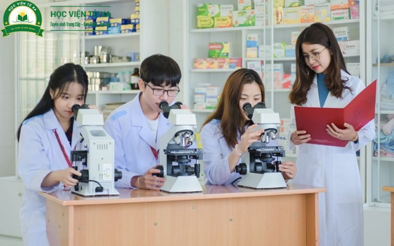 Học Cao đẳng Dược cấp tốc ở đâu?