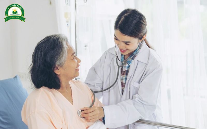 Cơ hội nghề nghiệp sau khi học xong Trung cấp Điều dưỡng online tại TPHCM