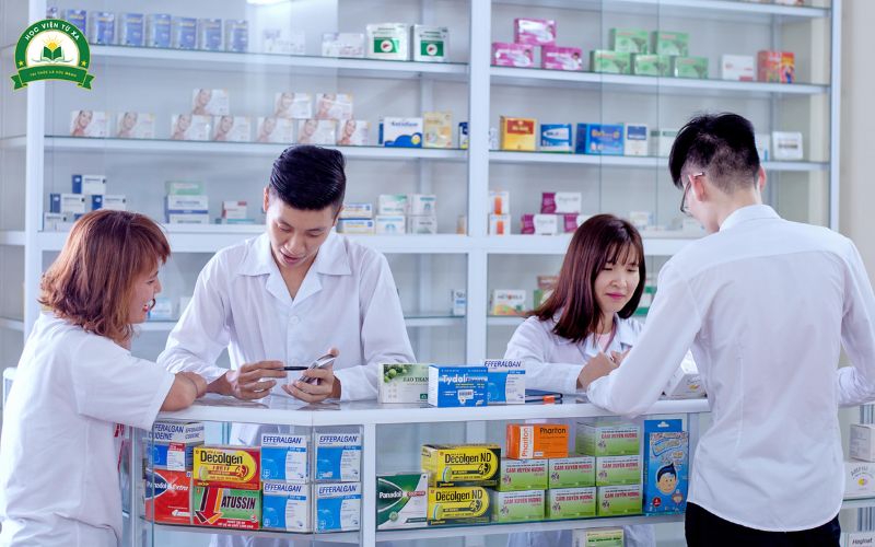 Lợi ích khi học Trung cấp Dược vừa học vừa làm tại Cao Đẳng Y Dược Từ Xa