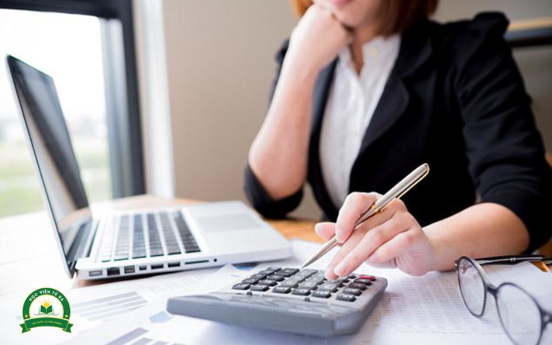 Lý do nên học Trung cấp Kế toán doanh nghiệp vừa học vừa làm tại Trường Cao đẳng Y Dược Từ Xa
