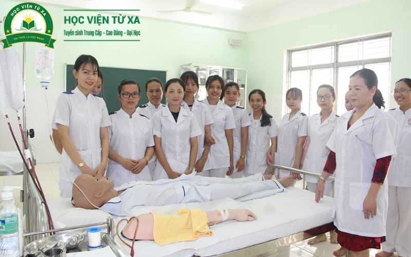 Thông tin tuyển sinh Trung cấp Y sĩ đa khoa Online tại Trường Cao đẳng Y Dược Từ xa