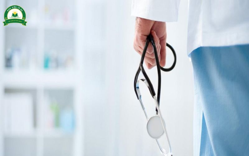 Học bằng Y sĩ đa khoa tại Trường Cao Đẳng Y Dược Từ Xa có gì đặc biệt?