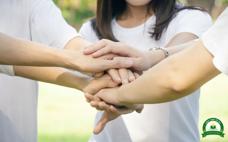 Lợi ích khi học Trung cấp Công tác xã hội Online