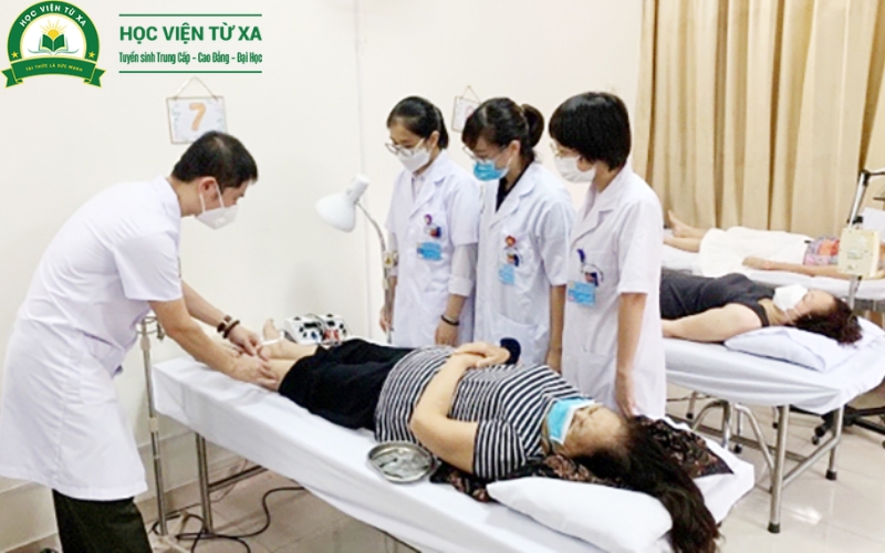 Học phí và thời gian học Cao đẳng Y học cổ truyền như thế nào?