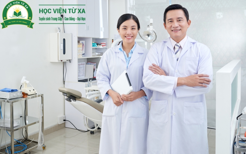 Đối tượng nào phù hợp để học Trung cấp Y sĩ đa khoa