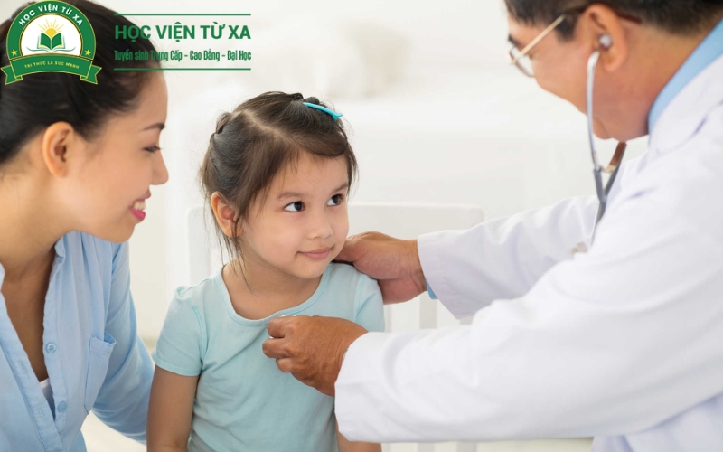 Các khoản chi phí cần đóng khi học trực tuyến Trung cấp Y sĩ đa khoa