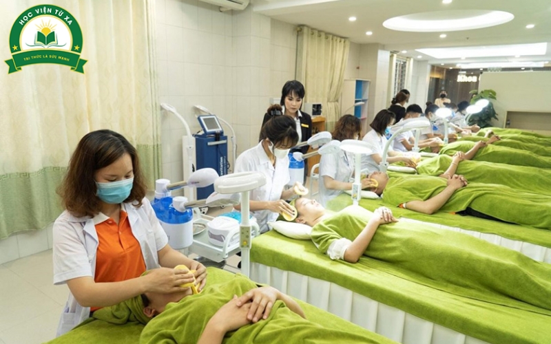 Mục tiêu đào tạo học trực tuyến ngành Chăm sóc sắc đẹp