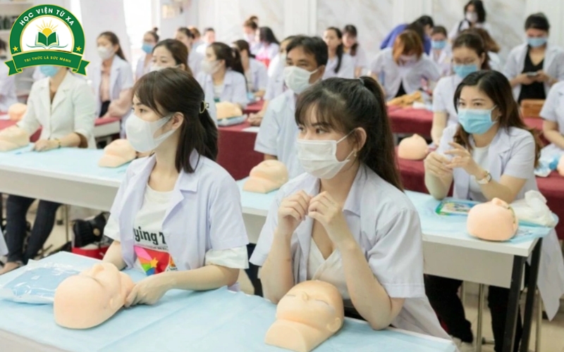 Thời gian đào tạo Văn bằng 2 ngành Chăm sóc sắc đẹp 