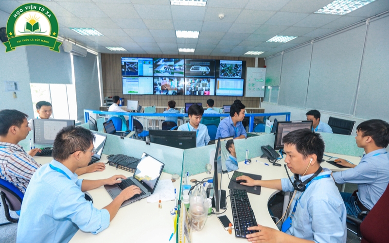 Thời gian học trực tuyến Trung cấp Công nghệ thông tin bao lâu ra trường?
