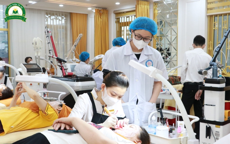 Mức thu nhập sau khi học Trung cấp Chăm sóc sắc đẹp học cuối tuần