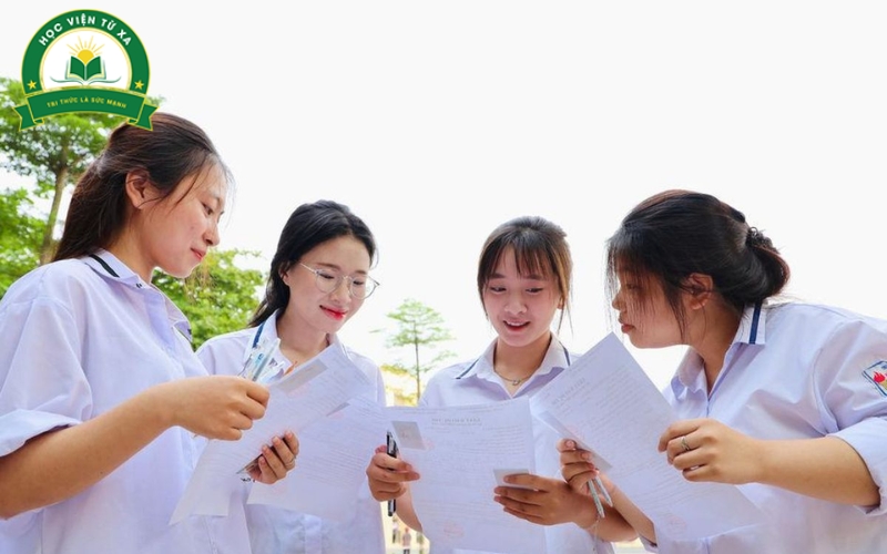 So sánh thời gian học Trung cấp học cuối tuần với các hệ đào tạo khác