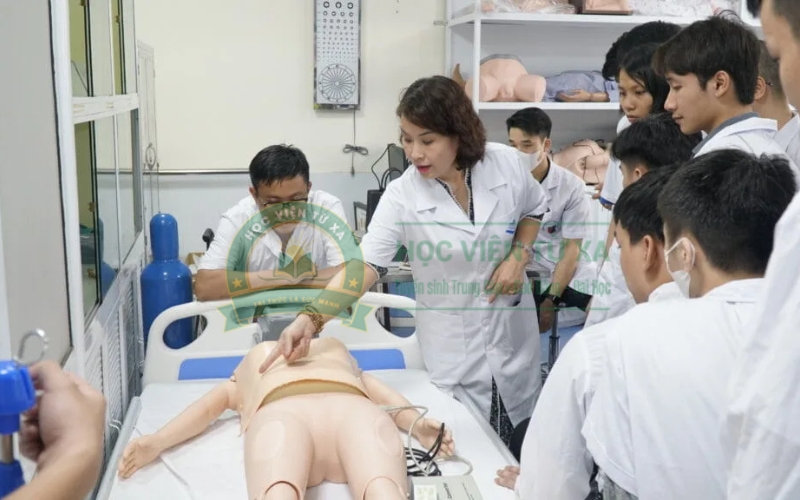 Đăng ký học ngành Điều dưỡng học từ xa ở đâu?