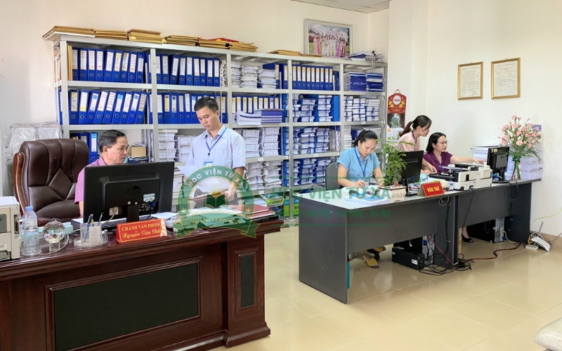 Học Văn thư hành chính có cần giỏi máy tính không?