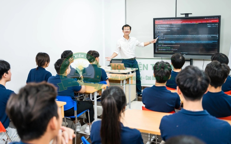 Giá trị văn bằng Trung cấp CNTT