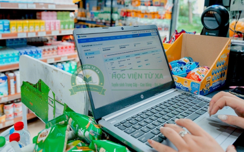 Trung cấp Kế toán học trực tuyến có được cấp bằng không?