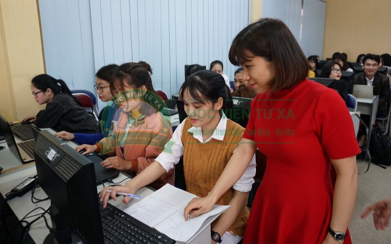 Nên học lớp Trung cấp Kế toán hay học chứng chỉ kế toán?